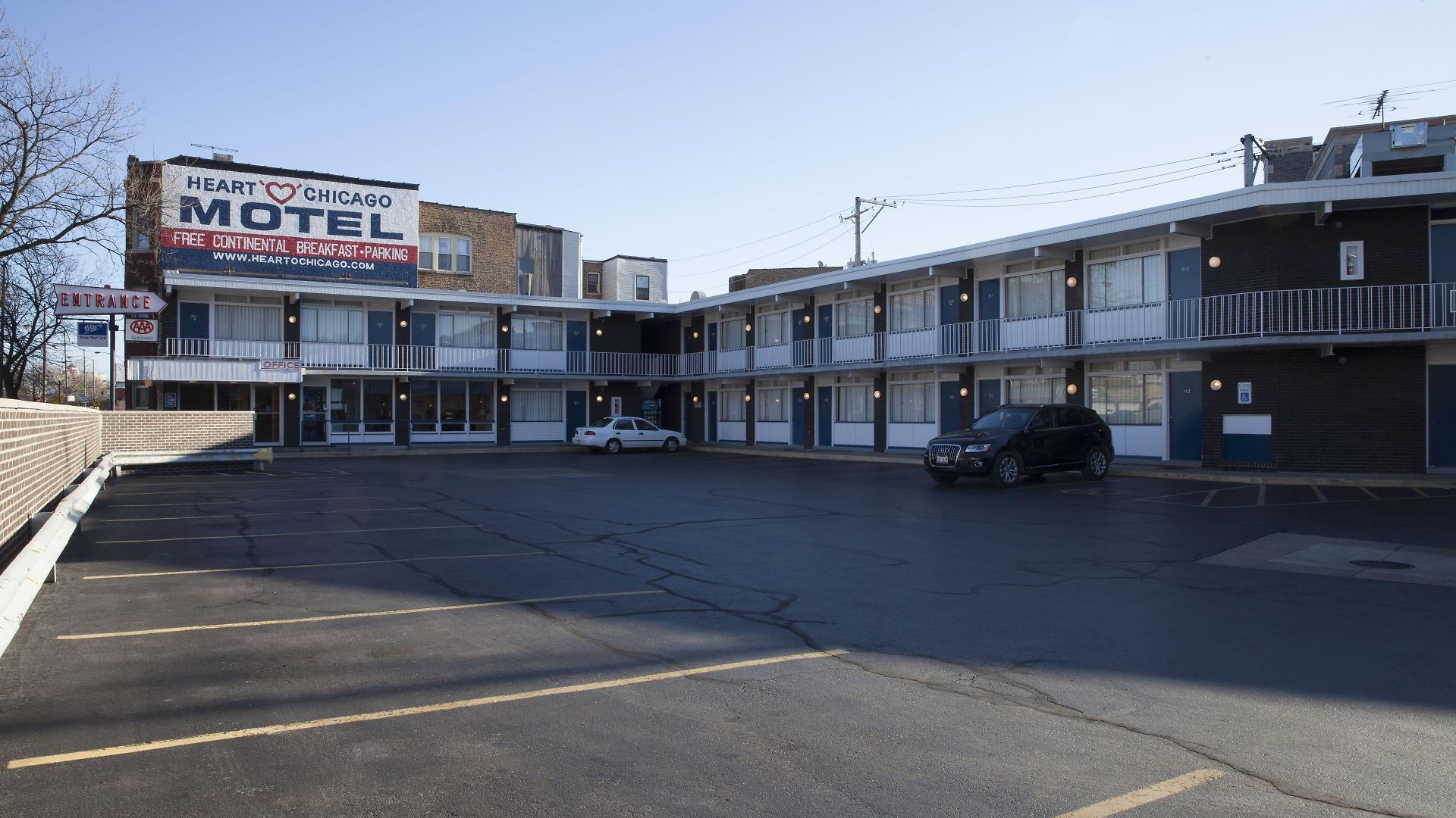 Motel Heart O' 3*