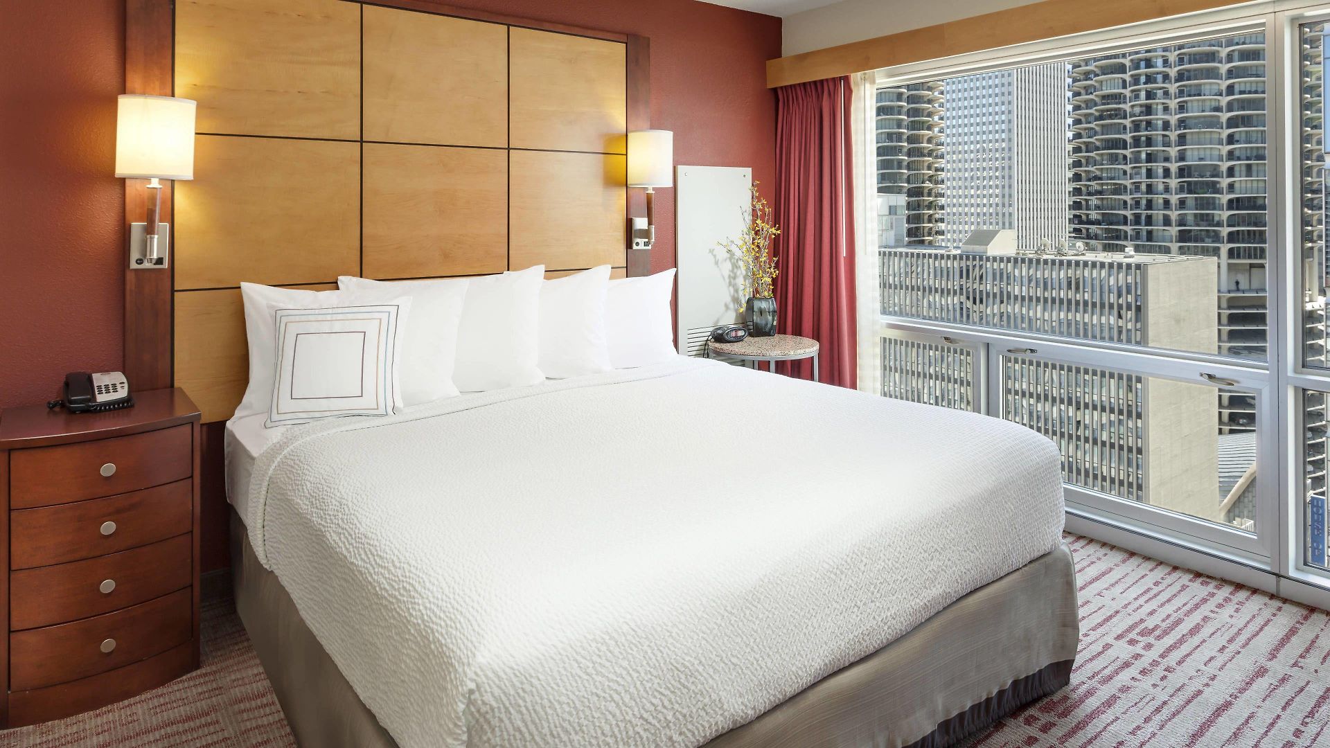 By Marriott Downtown/river North Hotel