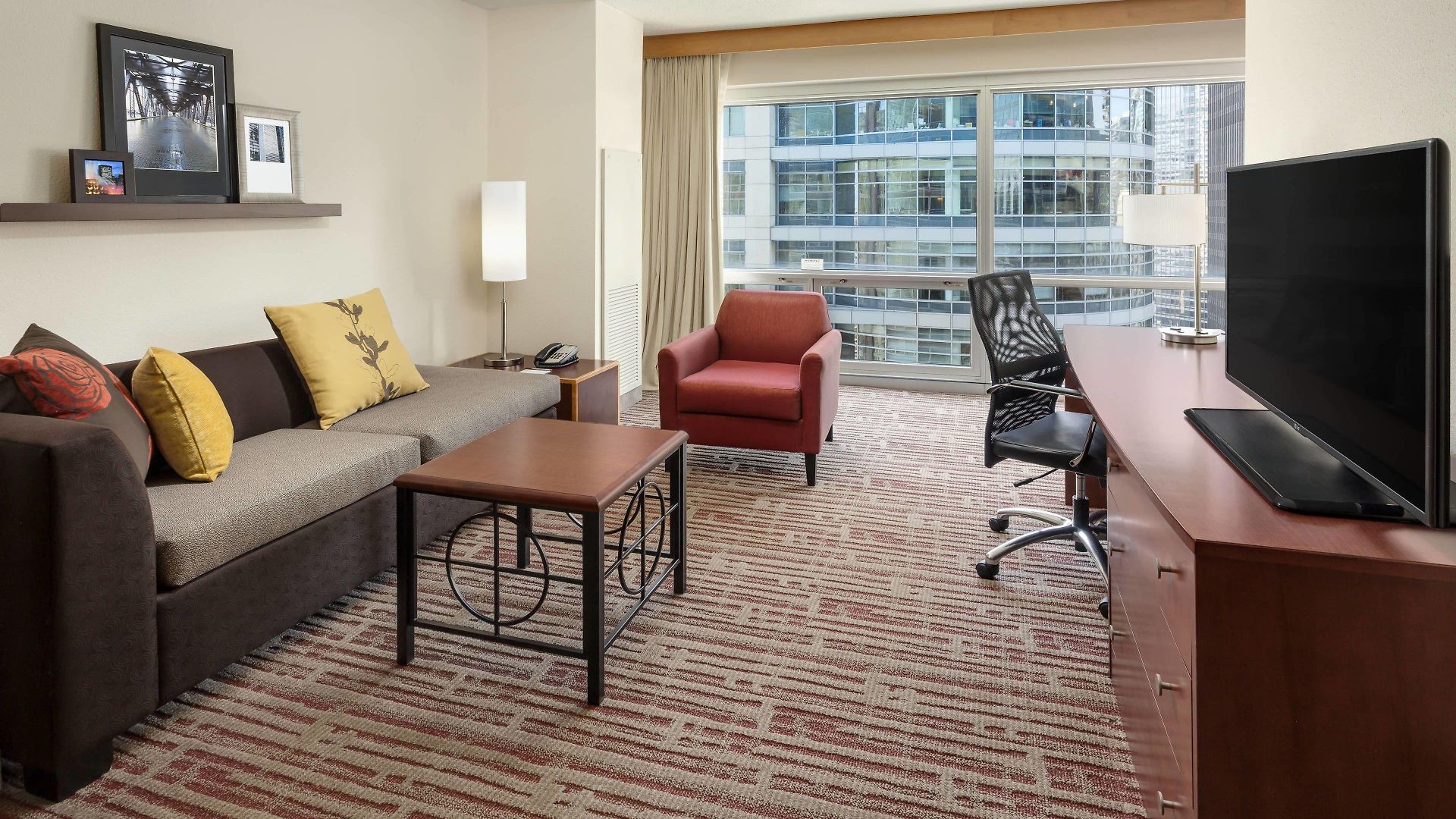 By Marriott Downtown/river North 3* Chicago
