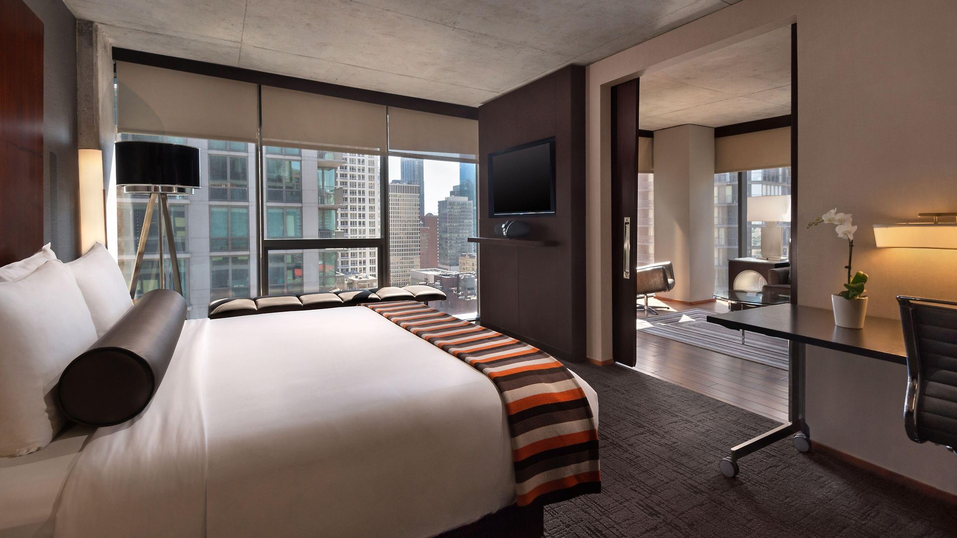Eurostars Magnificent Mile Hotel 4*
