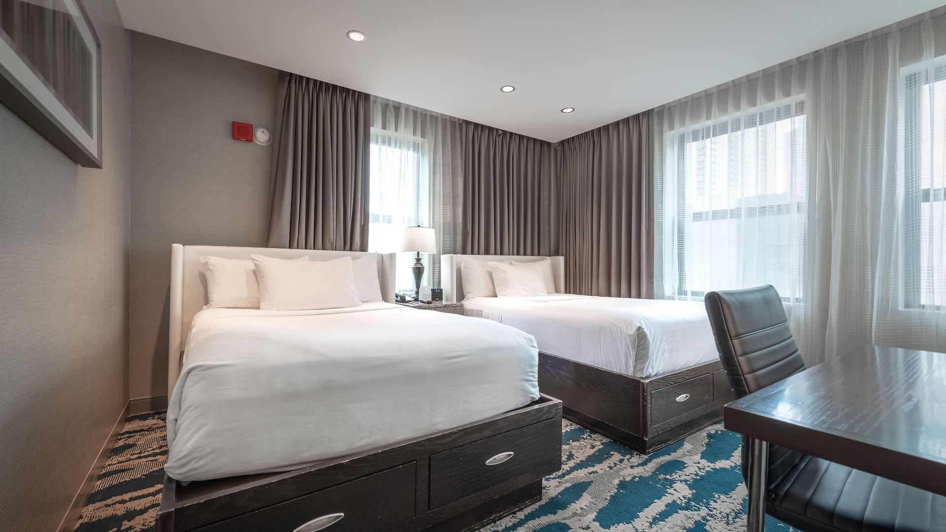 Felix Hotel