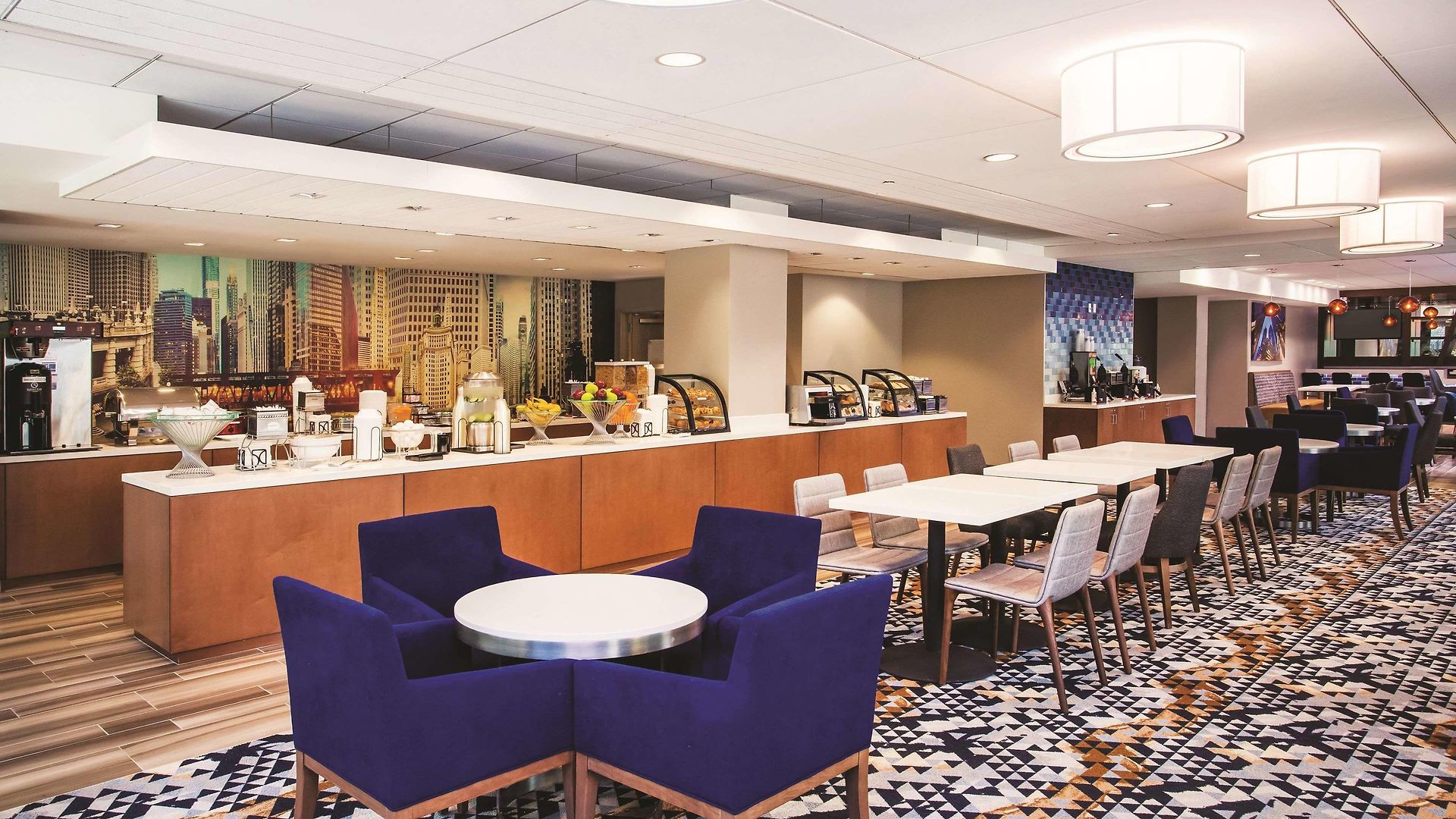 Hotel La Quinta & By Wyndham Downtown 3*
