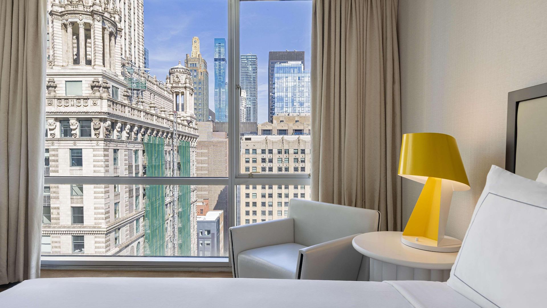 Hotel Thewit Chicago, A Hilton 4*