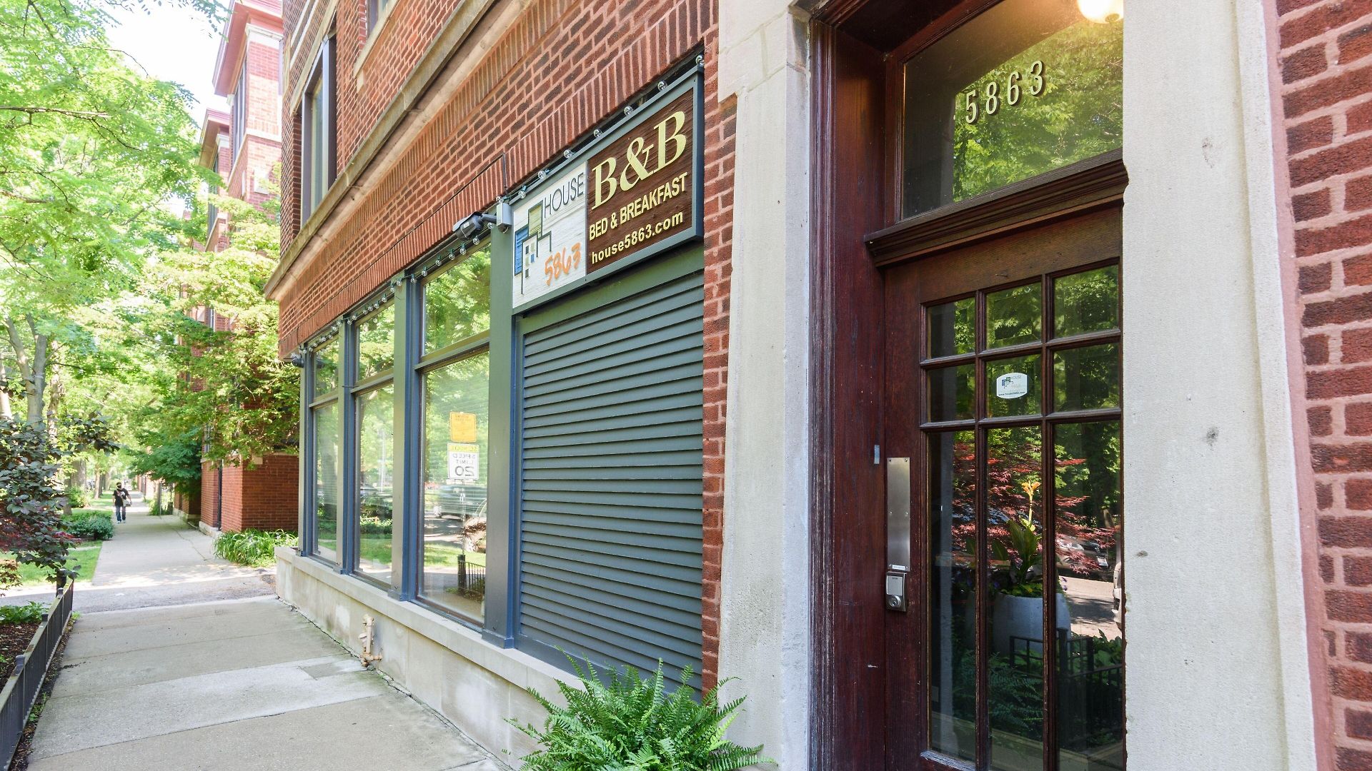 House 5863- Chicago's Premier Bed & Breakfast 4*