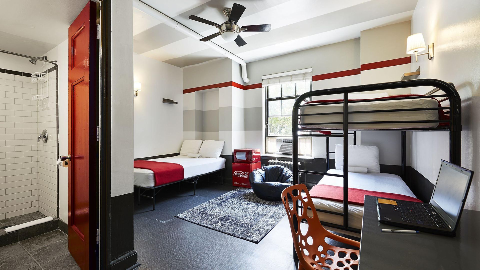 Getaway Hostel Chicago