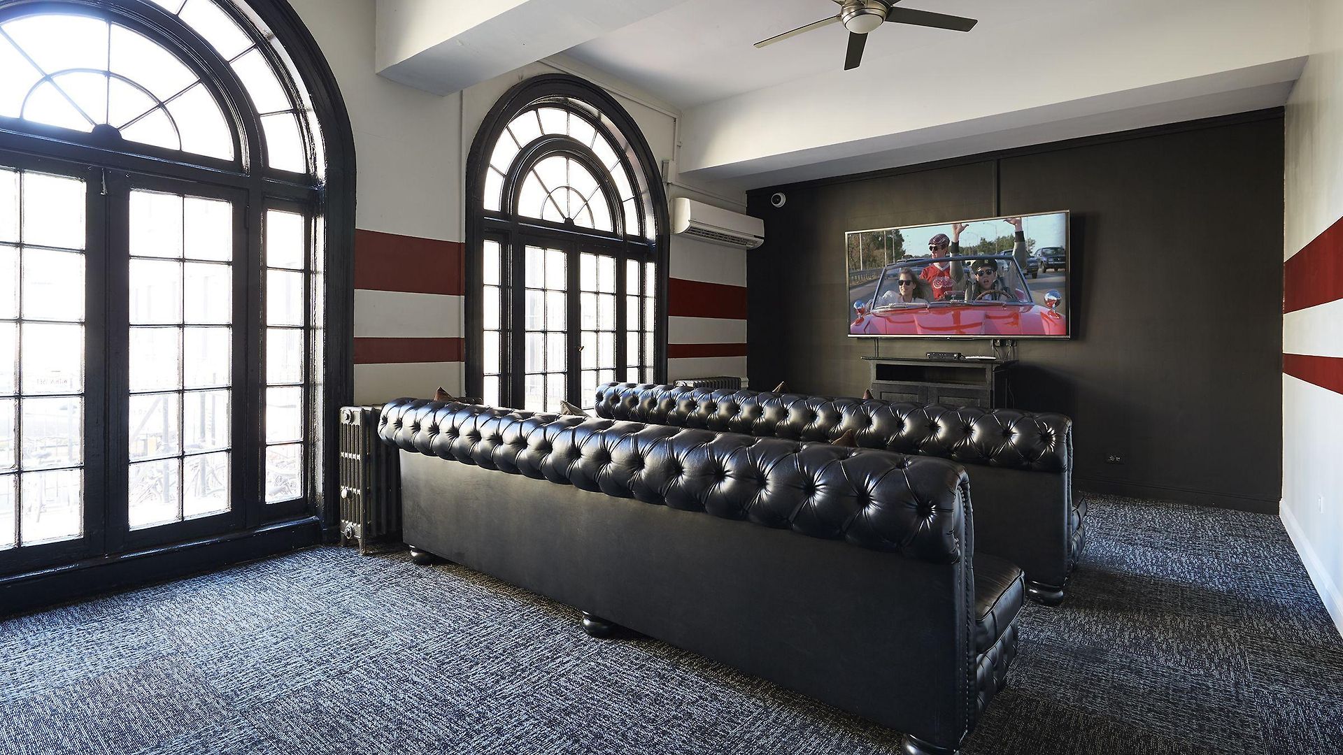 Hostel Getaway Chicago