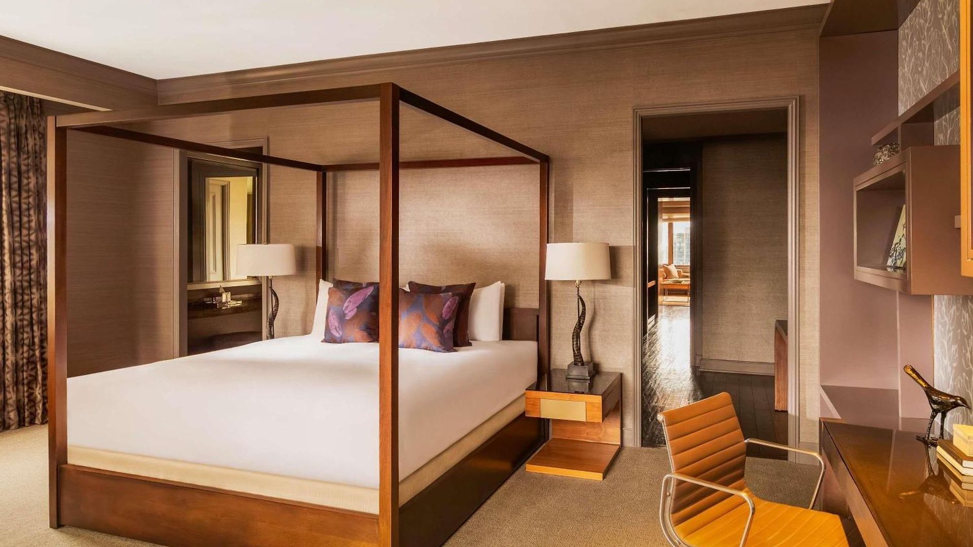 Hotel Fairmont Millennium Park 4*