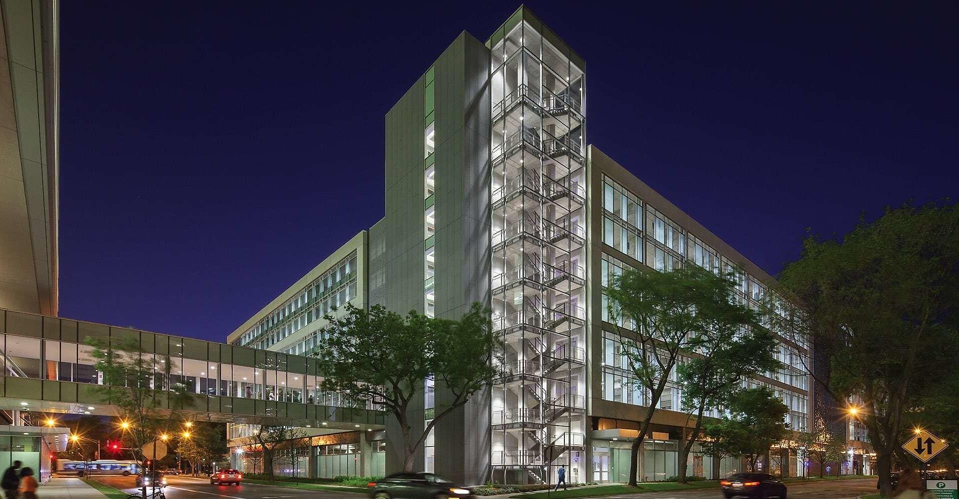 Hyatt Place Chicago-south/university Medical Center 3*