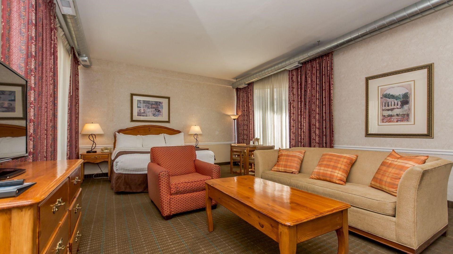 Ohio House 3* Chicago