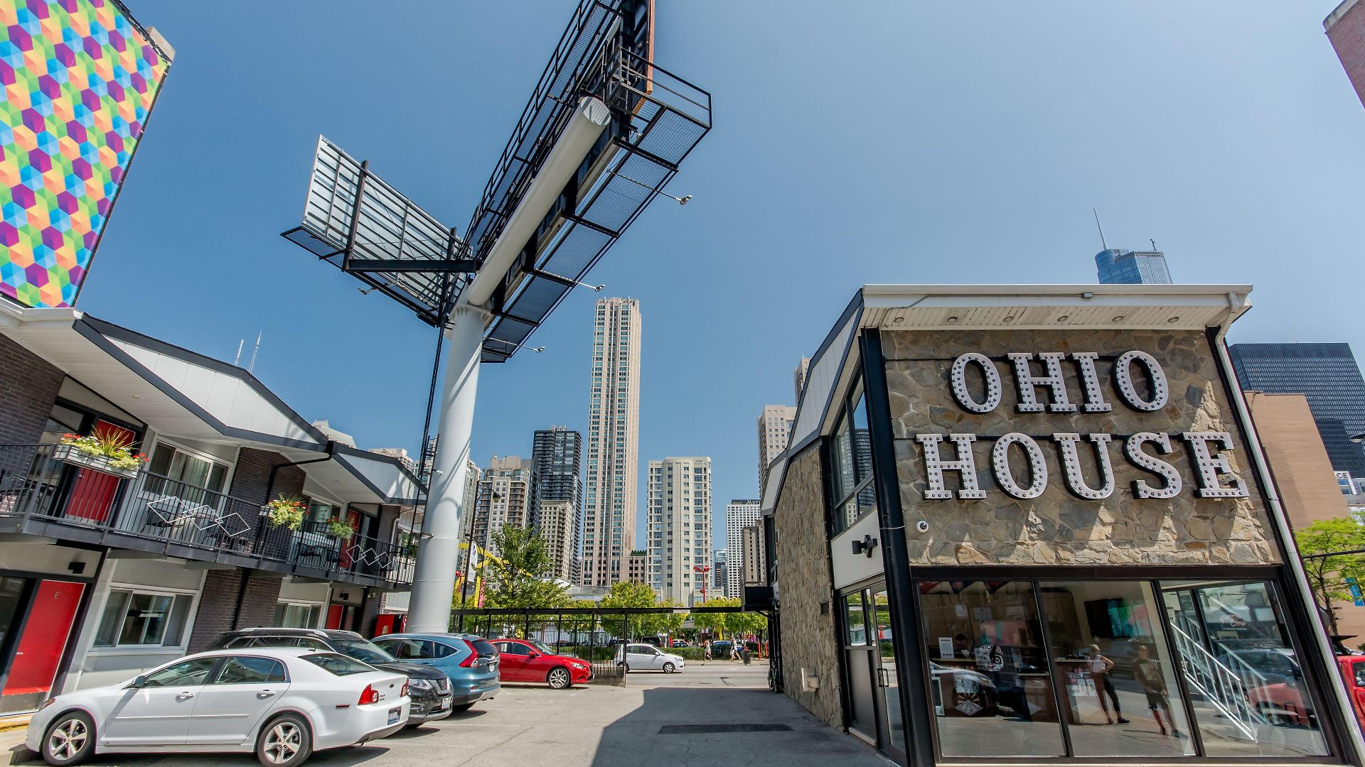 Motel Ohio House