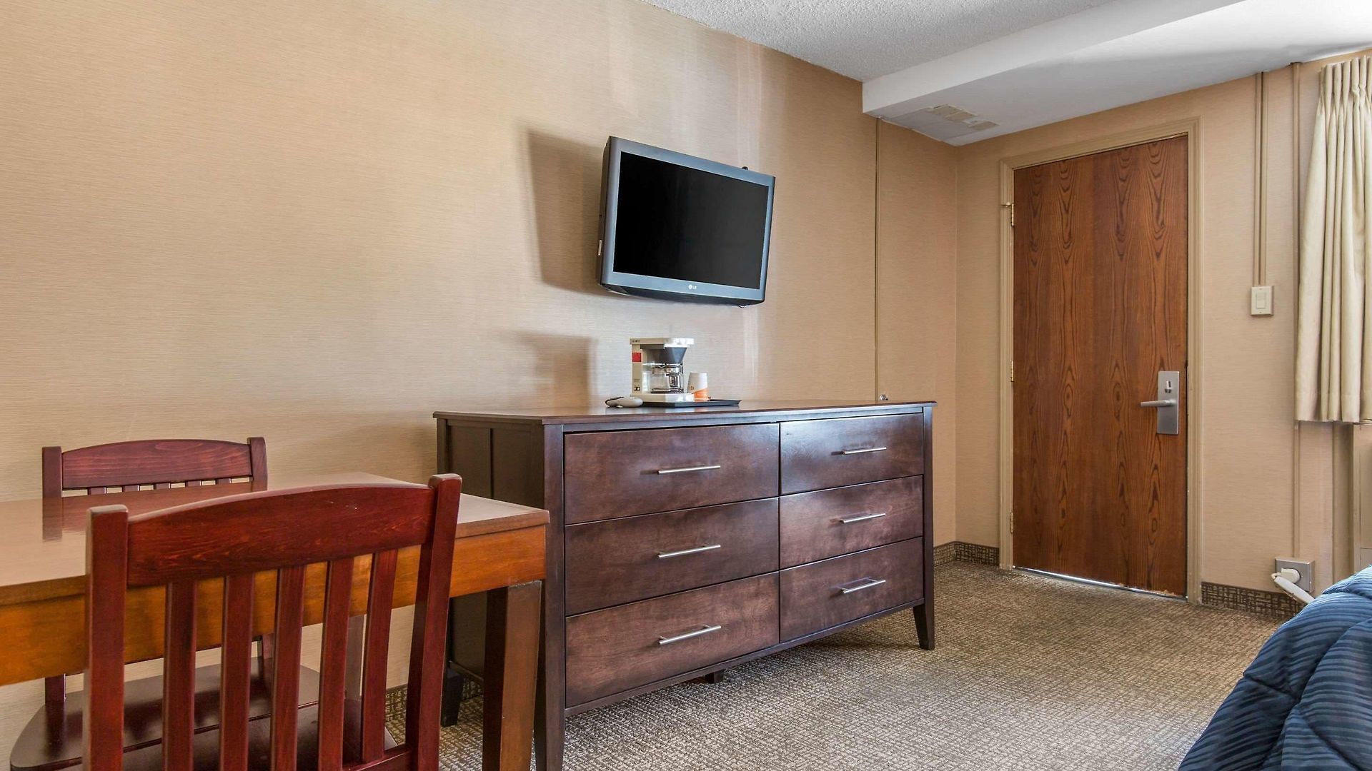 Rodeway North Shore - Lincolnwood Inn