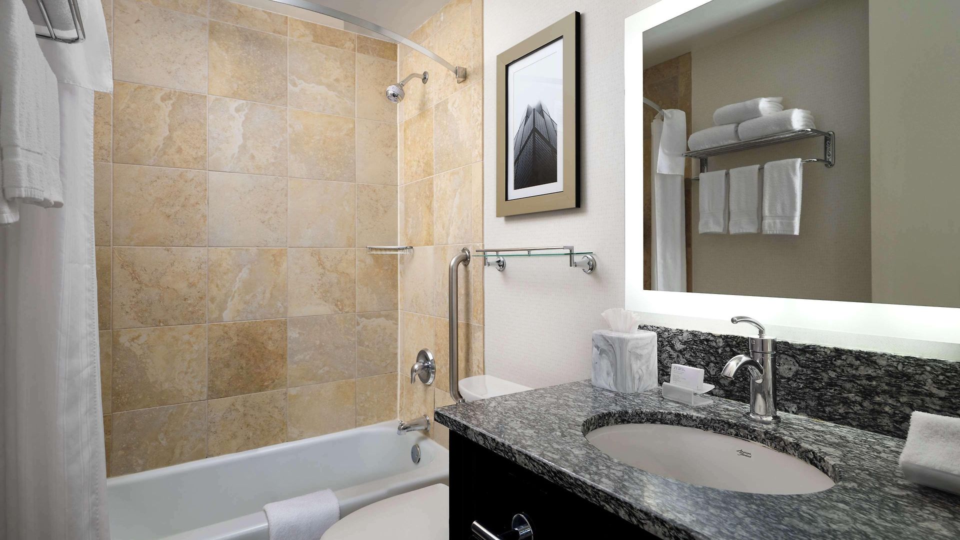 Homewood By Hilton Downtown - Magnificent Mile Hotel
