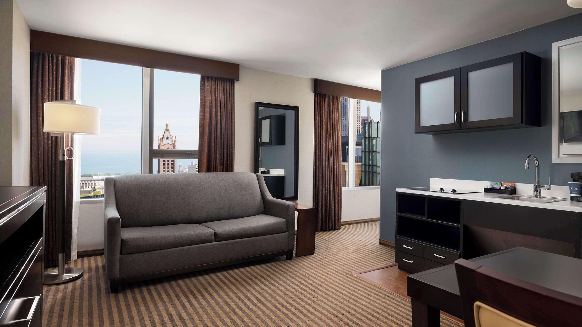 Hotel Homewood By Hilton Downtown - Magnificent Mile