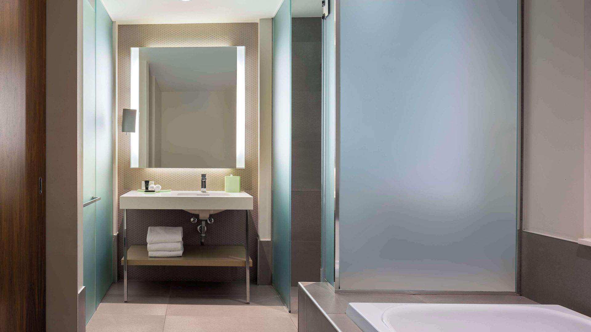 Hyatt Centric The Loop Hotel Chicago
