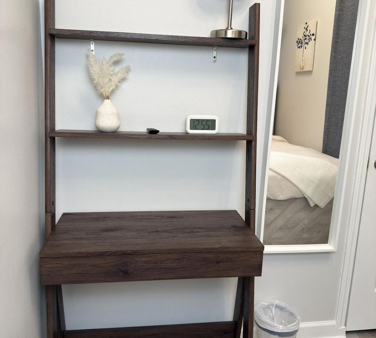 Stylish 2bedroom W Games & Free Parking Apartment