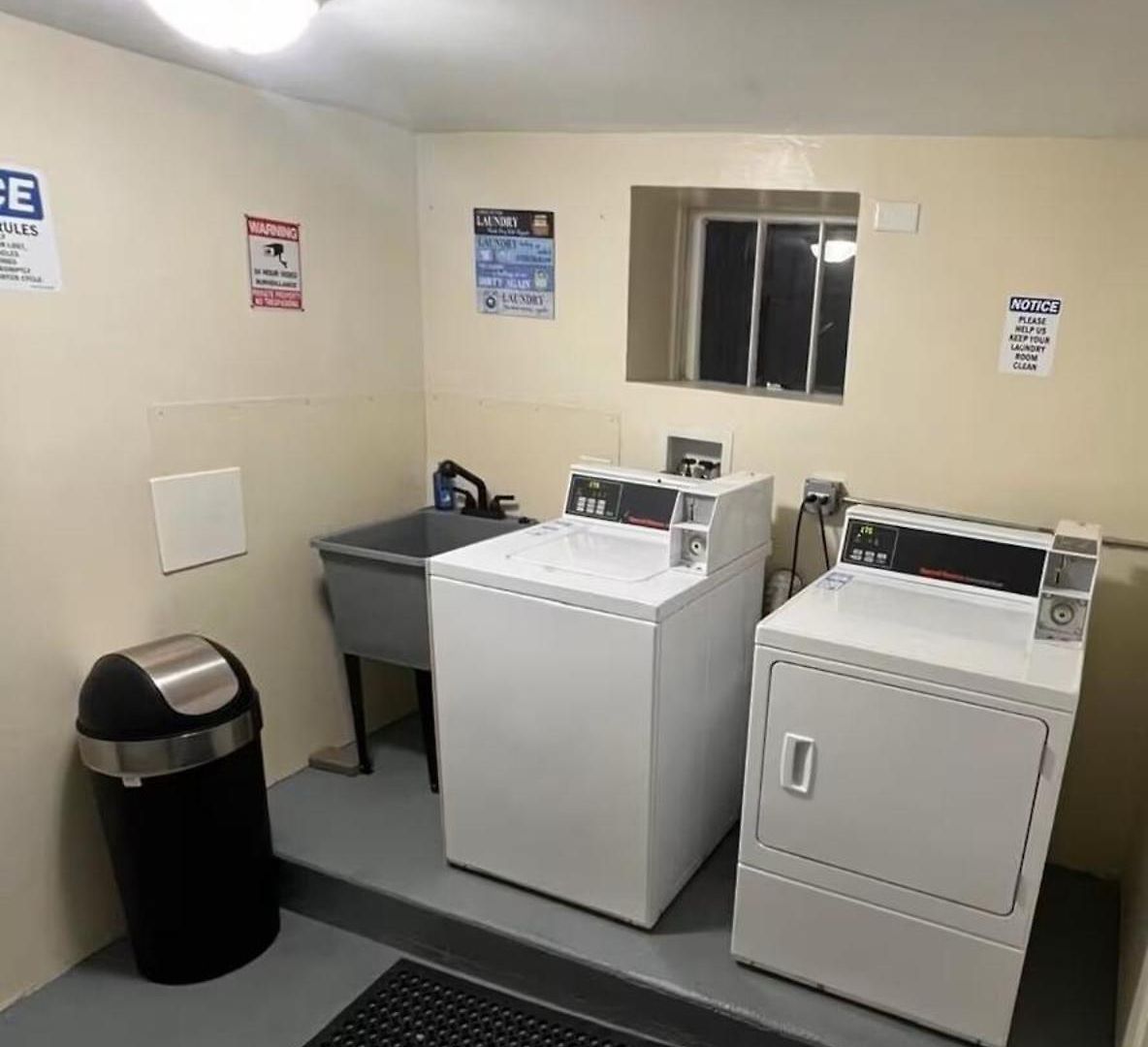 Stylish 2bedroom W Games & Free Parking Apartment