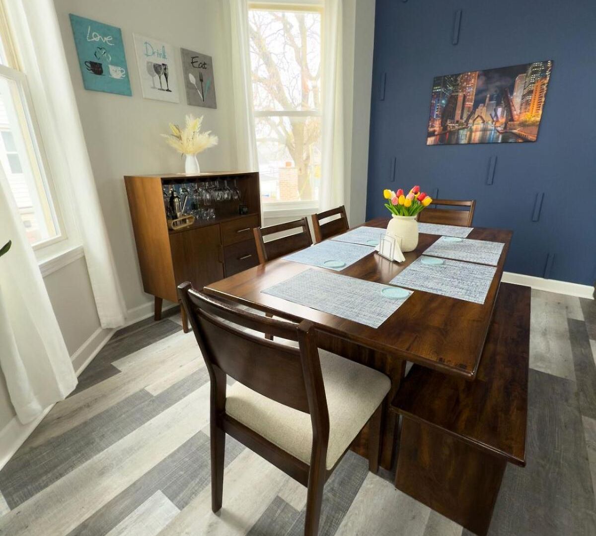 Stylish 2bedroom W Games & Free Parking *