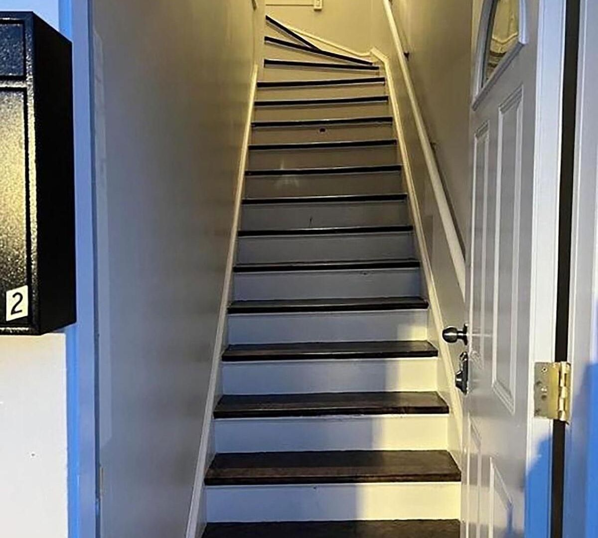 Stylish 2bedroom W Games & Free Parking Apartment