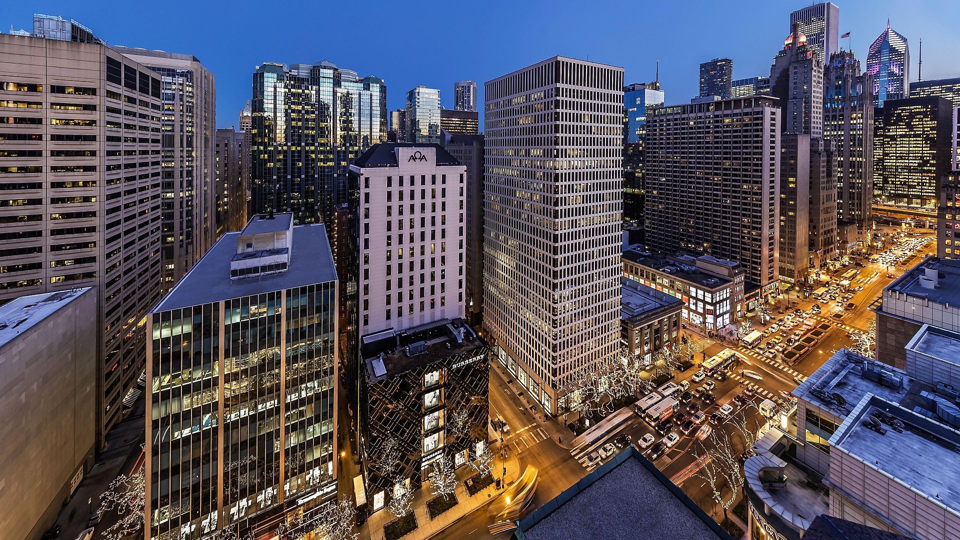 By Marriott Downtown Magnificent Mile 3*