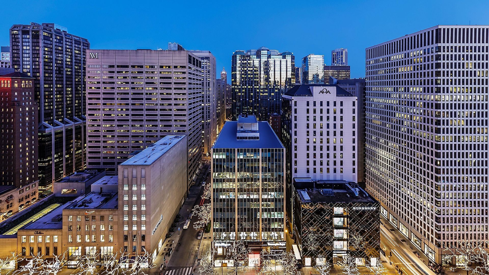 By Marriott Downtown Magnificent Mile Hotel 3*