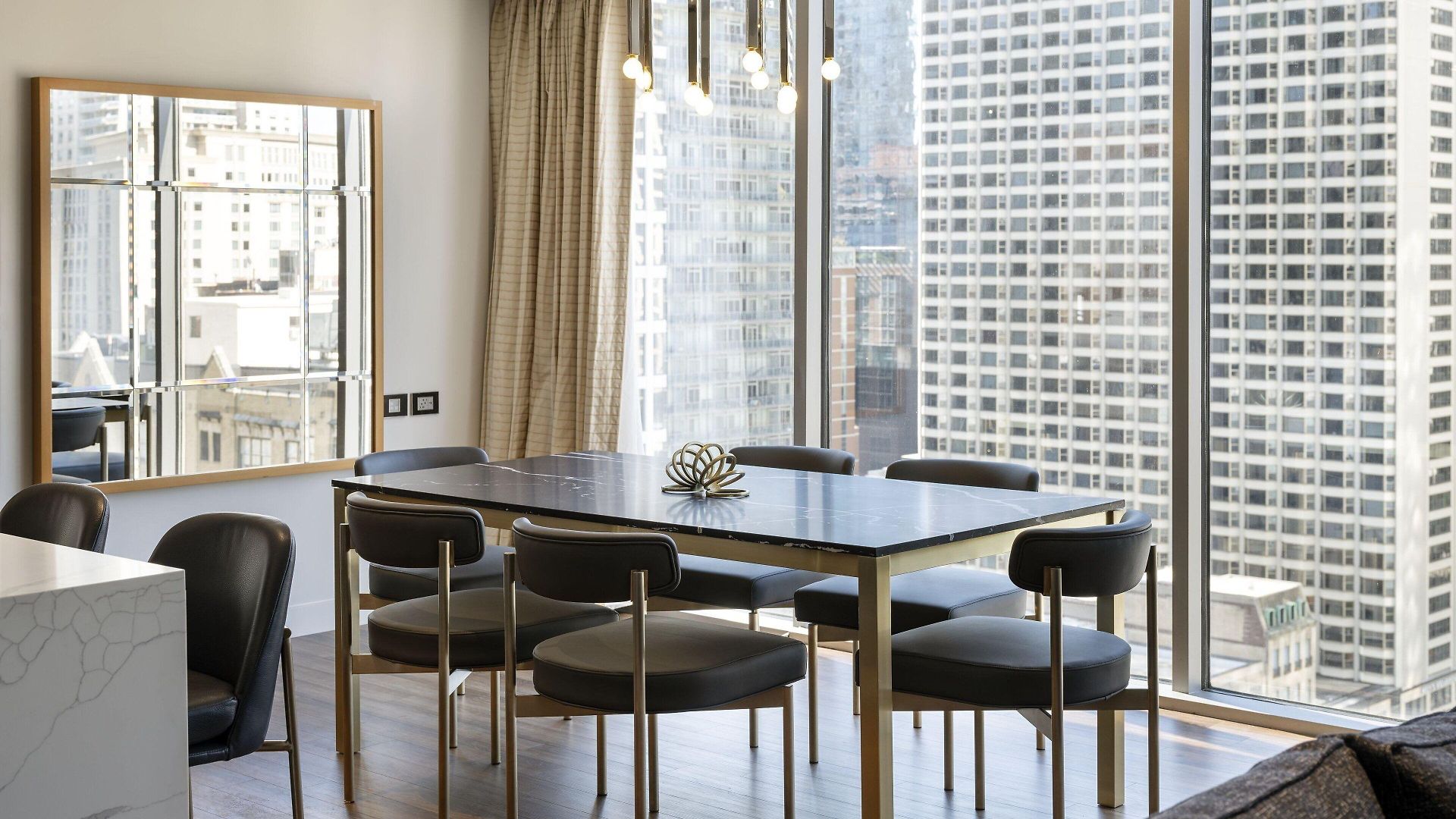 By Marriott Downtown Magnificent Mile Hotel Chicago