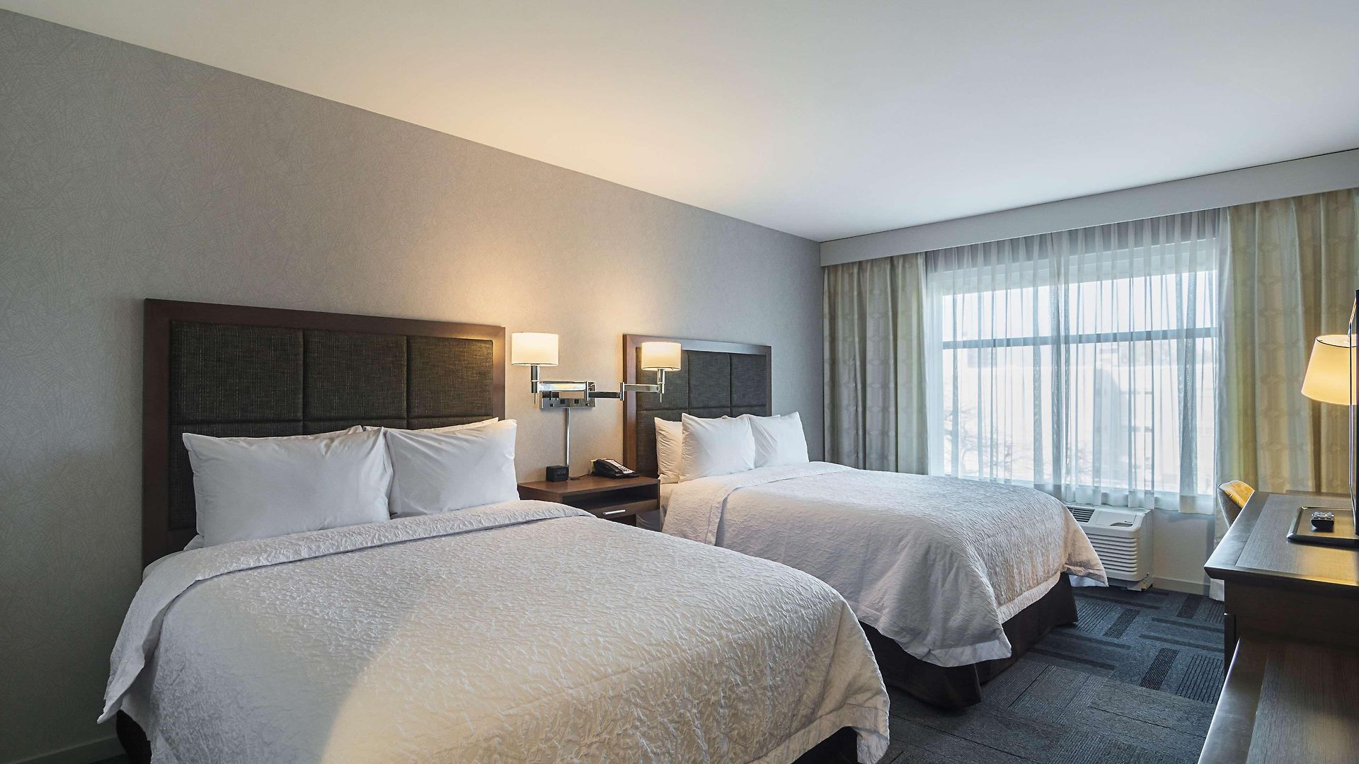 Hampton Inn Chicago North-Loyola Station, Il Hotel 3*