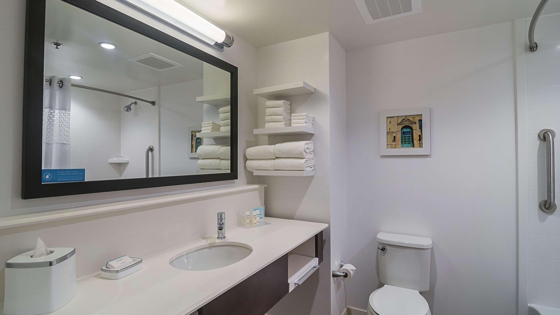 Hampton Inn Chicago North-Loyola Station, Il 3*