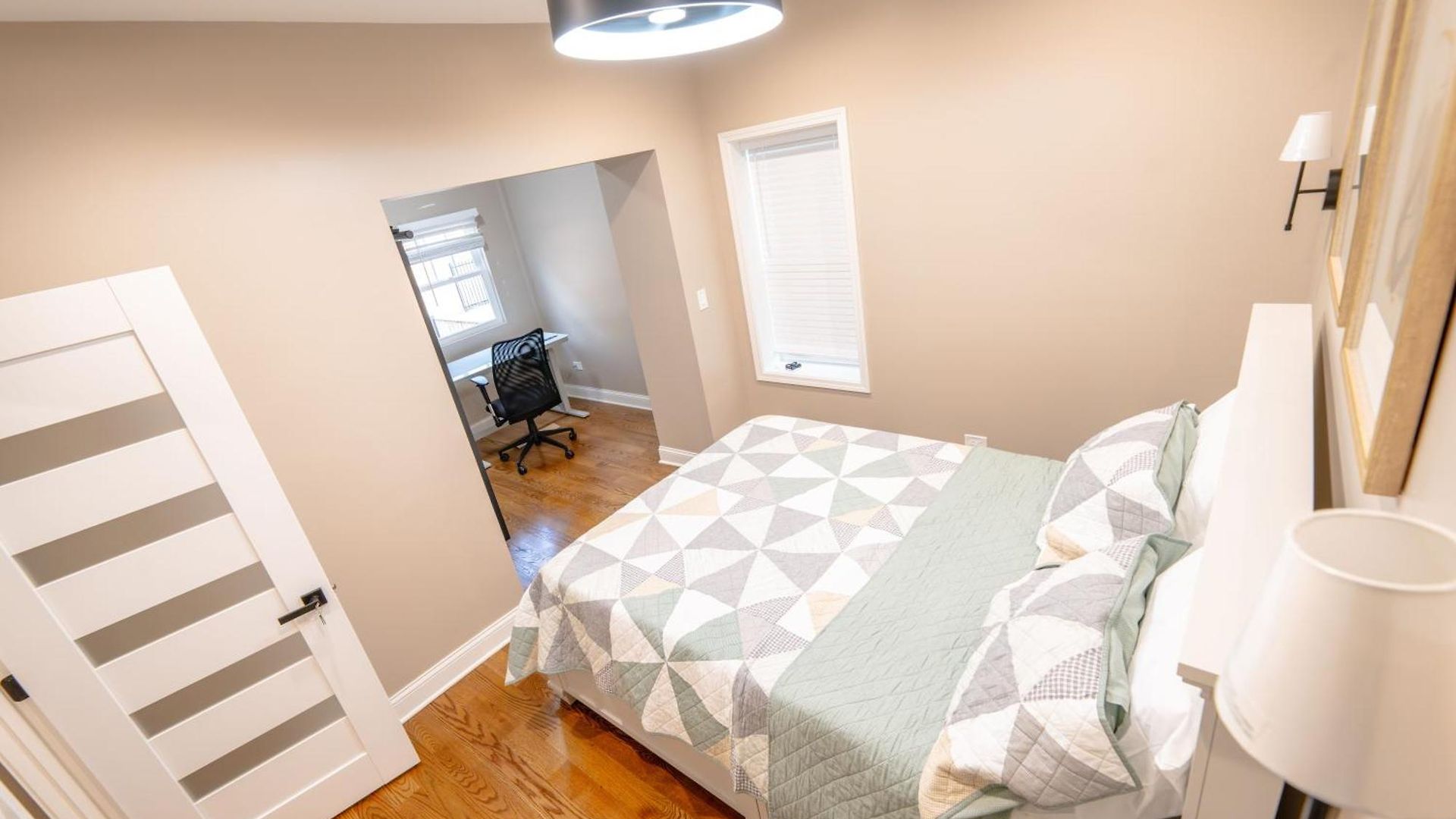Luxury 9 Bedroom Mins From Downtown And The