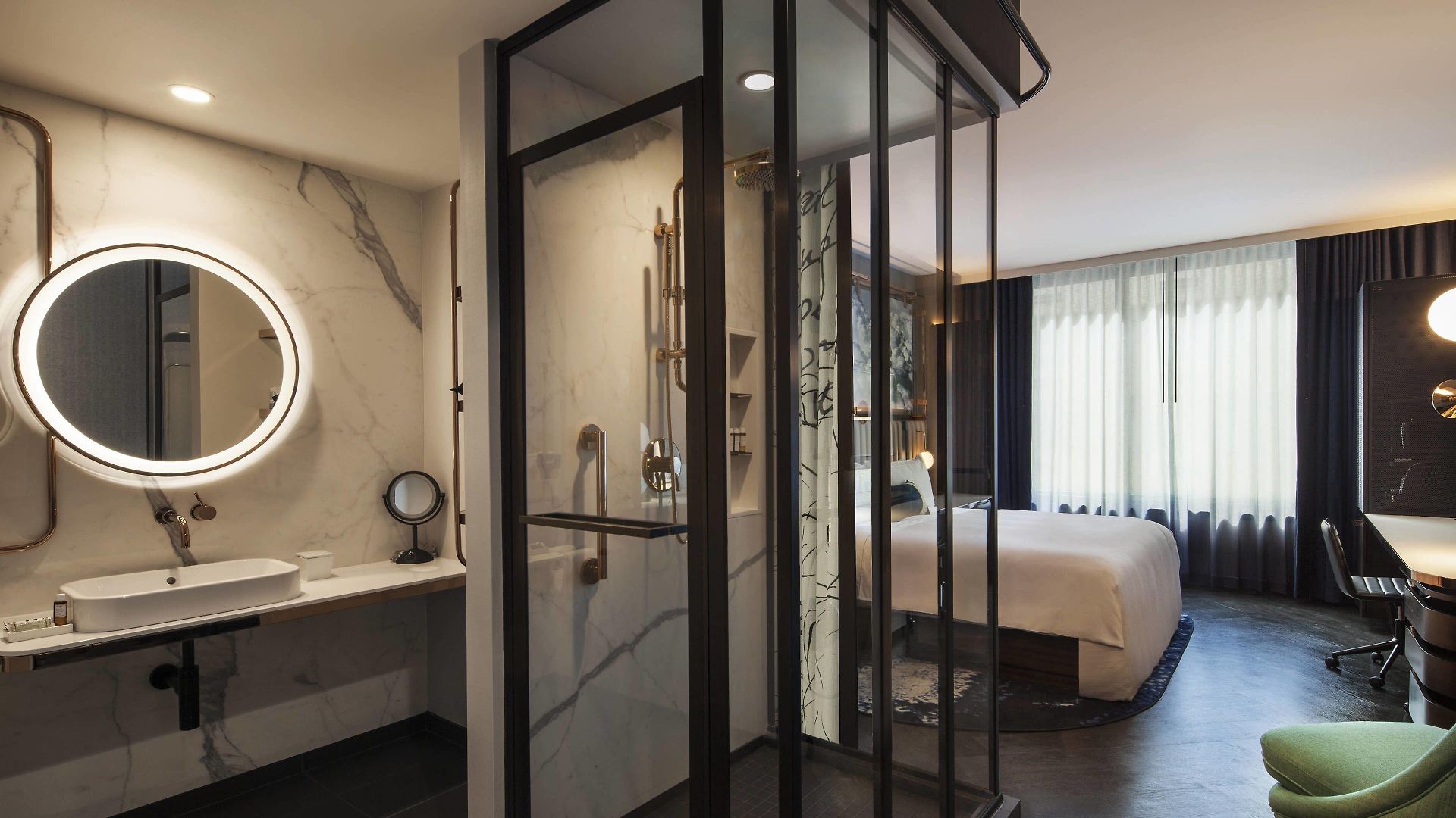 Emc2, Autograph Collection Hotel