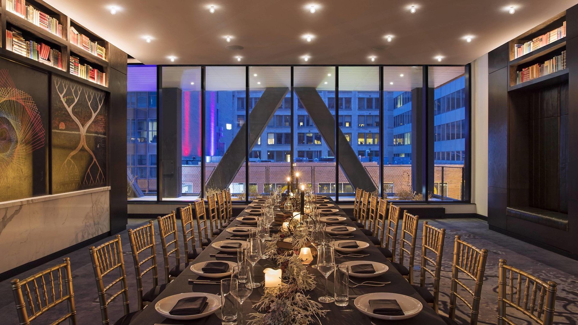 Emc2, Autograph Collection Hotel