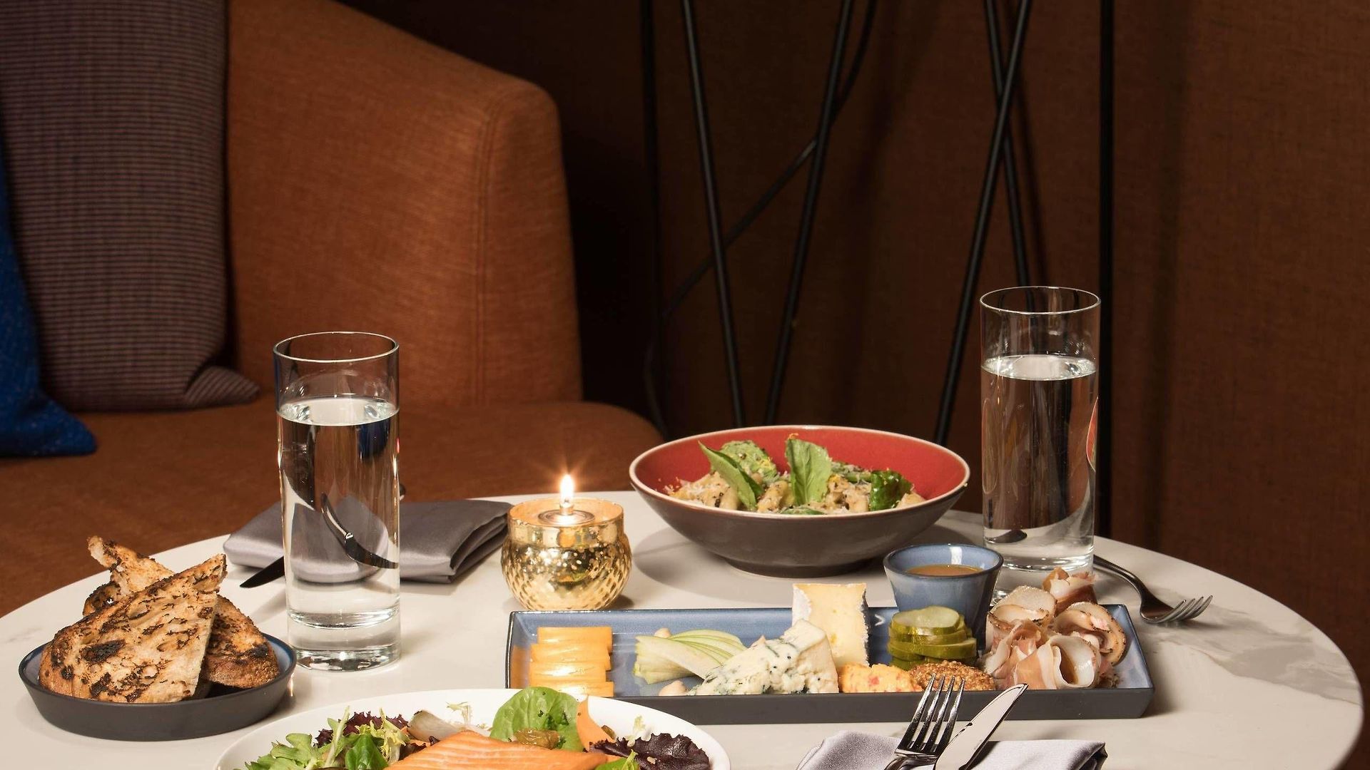Emc2, Autograph Collection Hotel Chicago