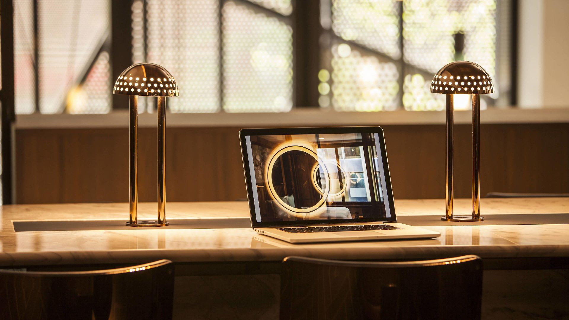 Hotel Emc2, Autograph Collection