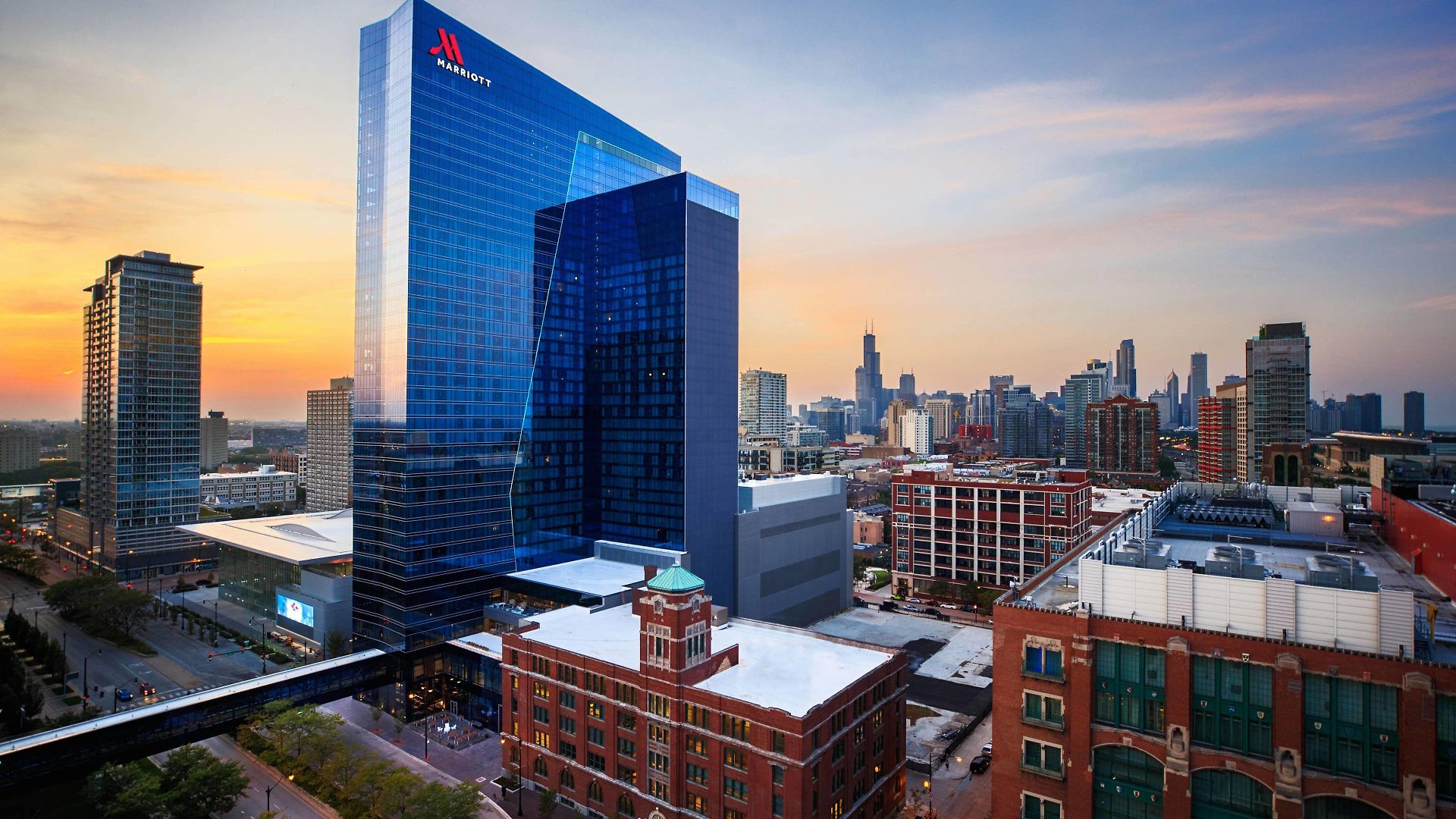 Marriott Marquis Hotel 4*