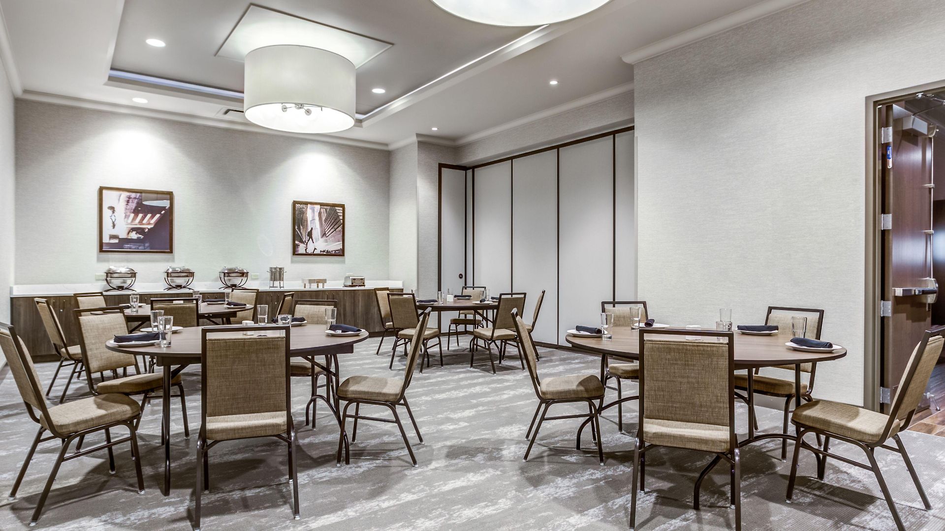 Cambria Loop - Theatre District Hotel 4*