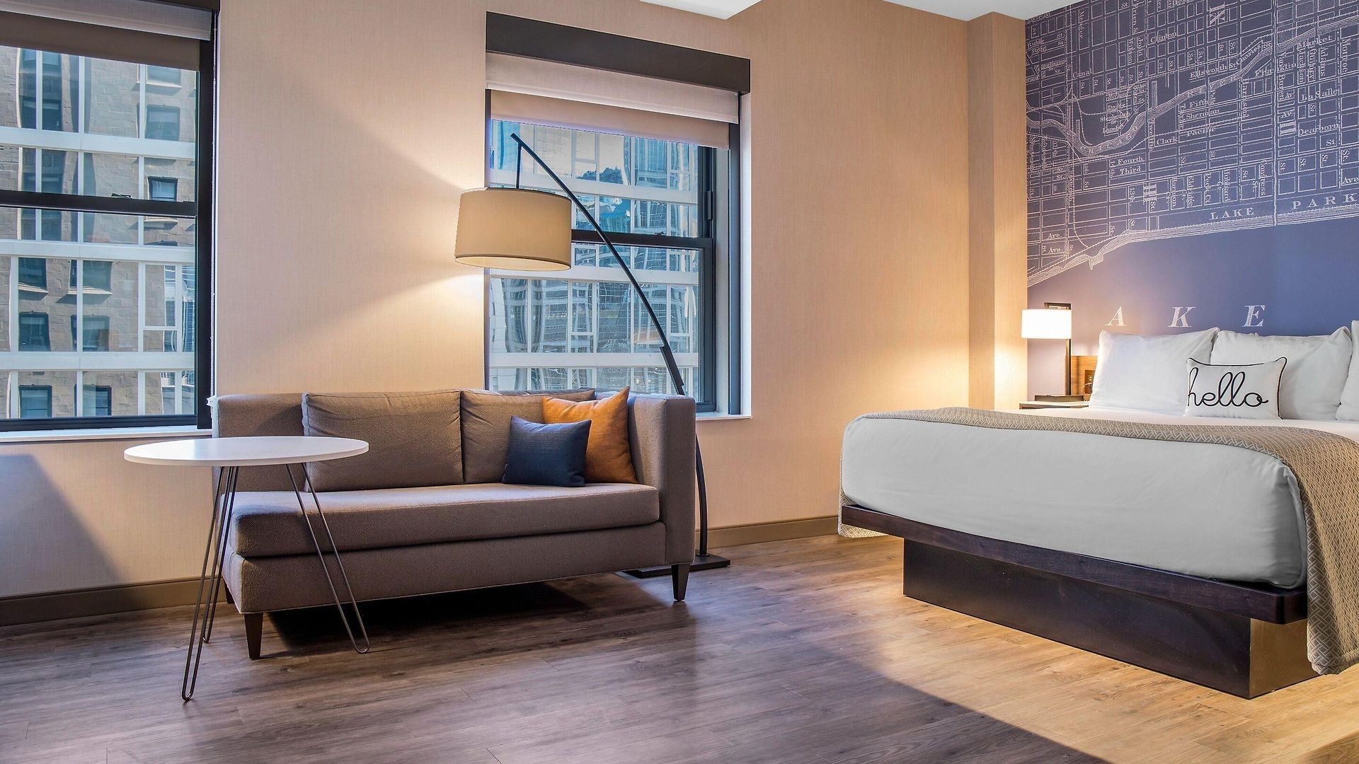Cambria Loop - Theatre District 4* Chicago