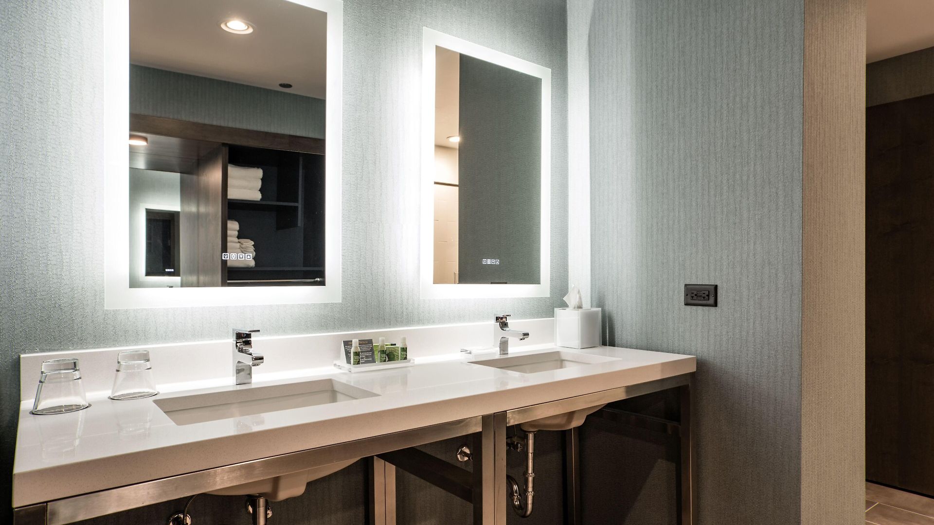 Cambria Loop - Theatre District Hotel Chicago
