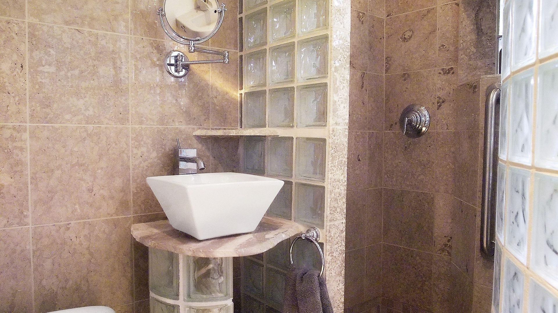 Bed & Breakfast Ray's Bucktown 3*