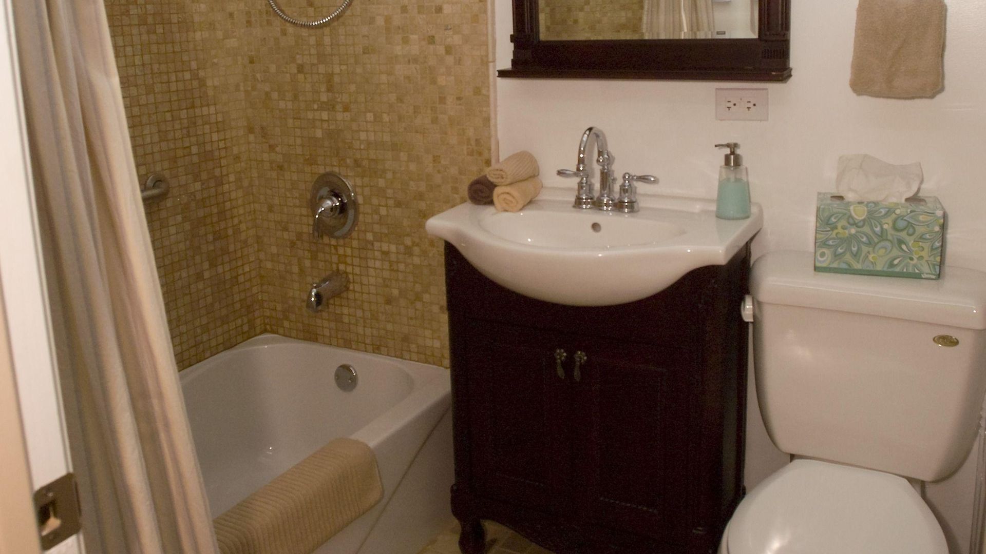 Ray's Bucktown Bed & Breakfast 3*