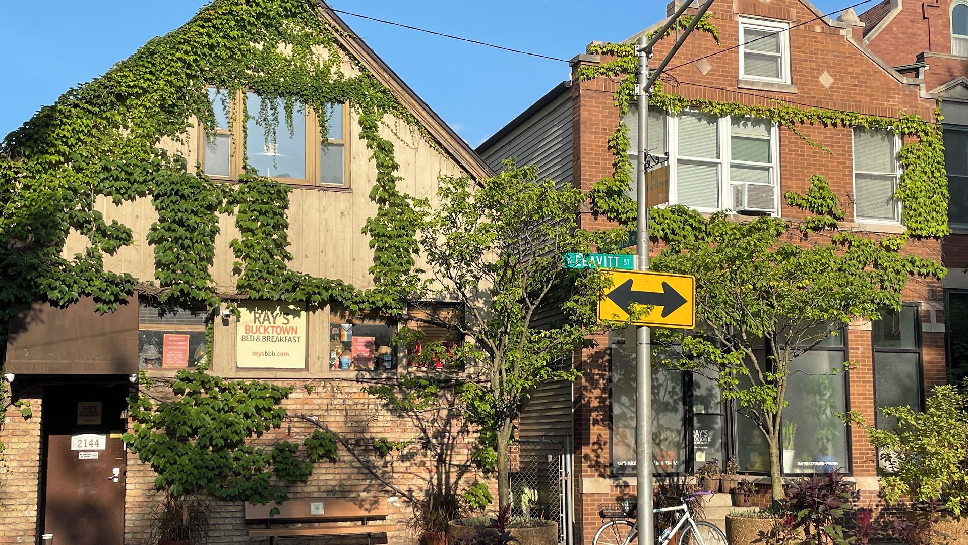 Ray's Bucktown Bed & Breakfast