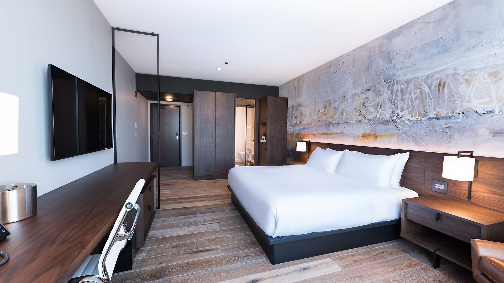 Resort The & Athletic Club At Midtown Chicago