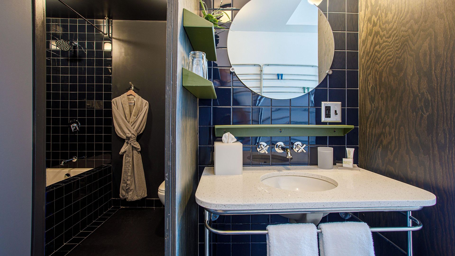 Hotel The Emily 4*