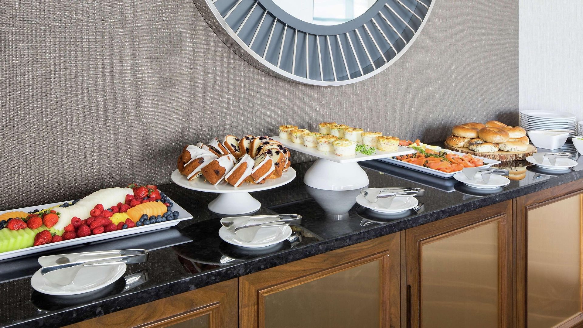 Home2 By Hilton Mccormick Place Hotel Chicago