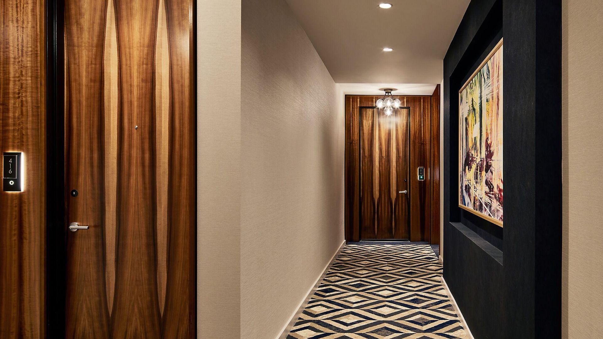 Sophy Hyde Park 4*