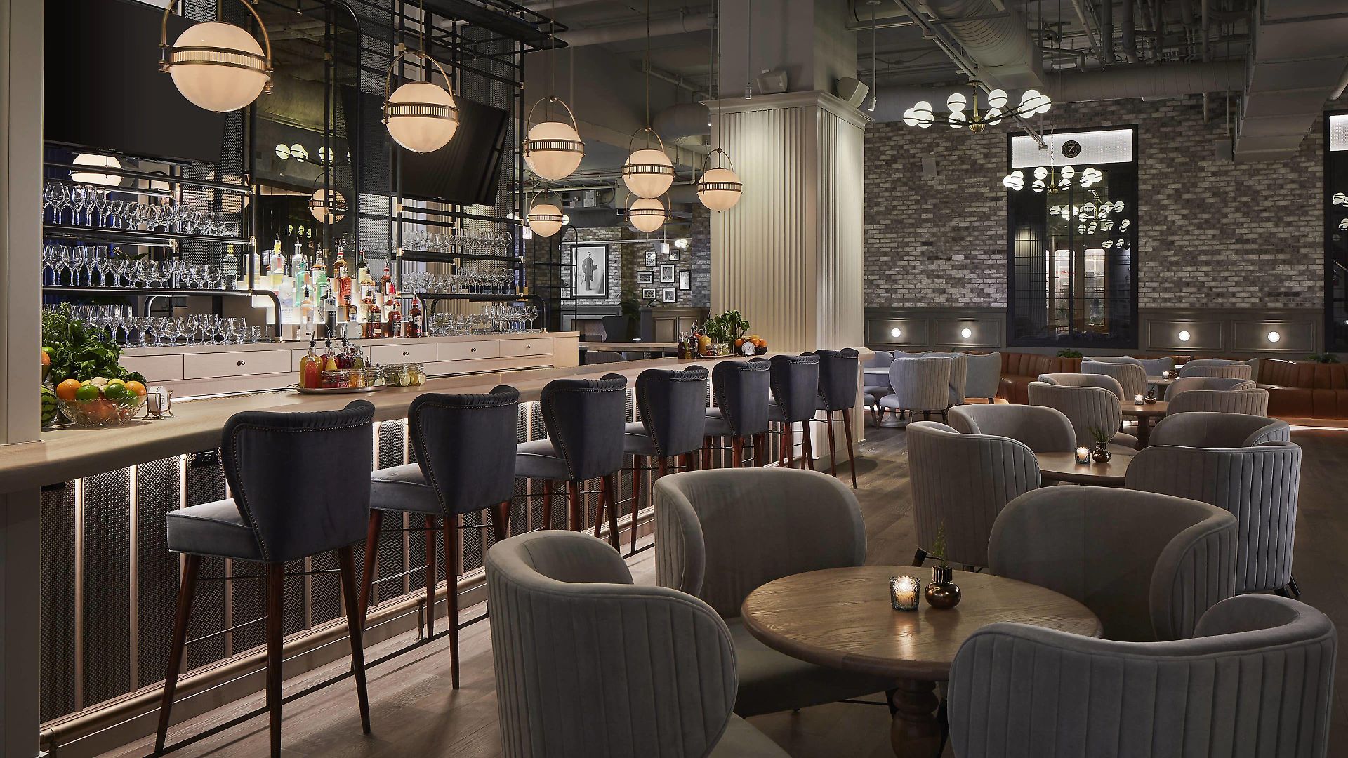 Zachary, Chicago, A Tribute Portfolio Hotel