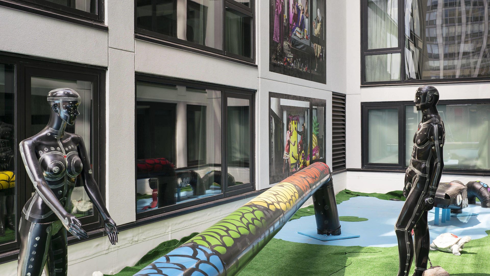Moxy Downtown Hotel Chicago