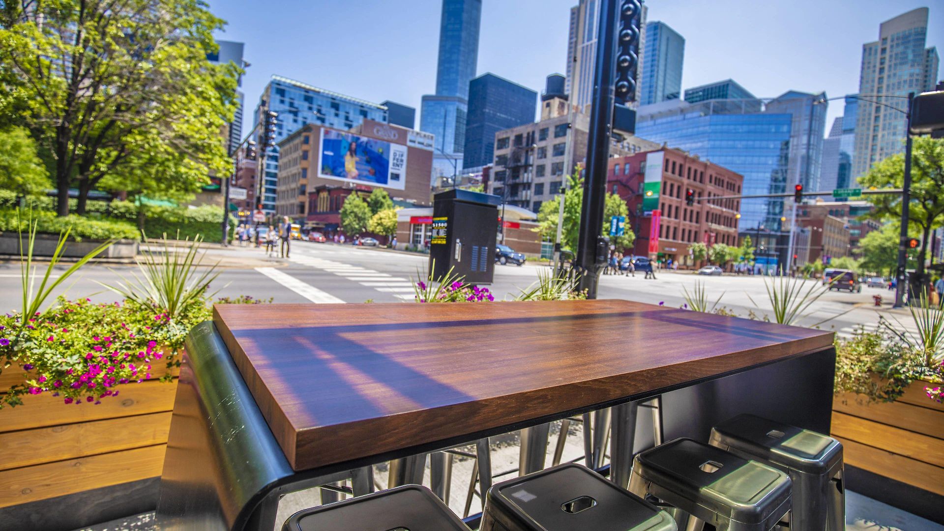 Moxy Downtown 3*