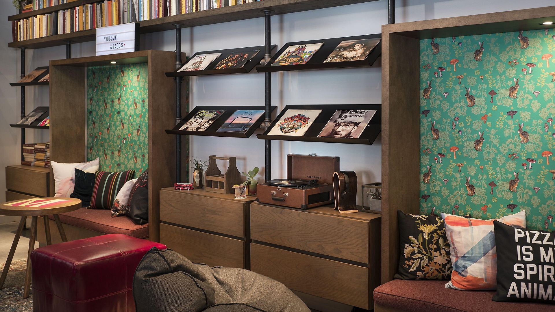 Moxy Downtown 3* Chicago
