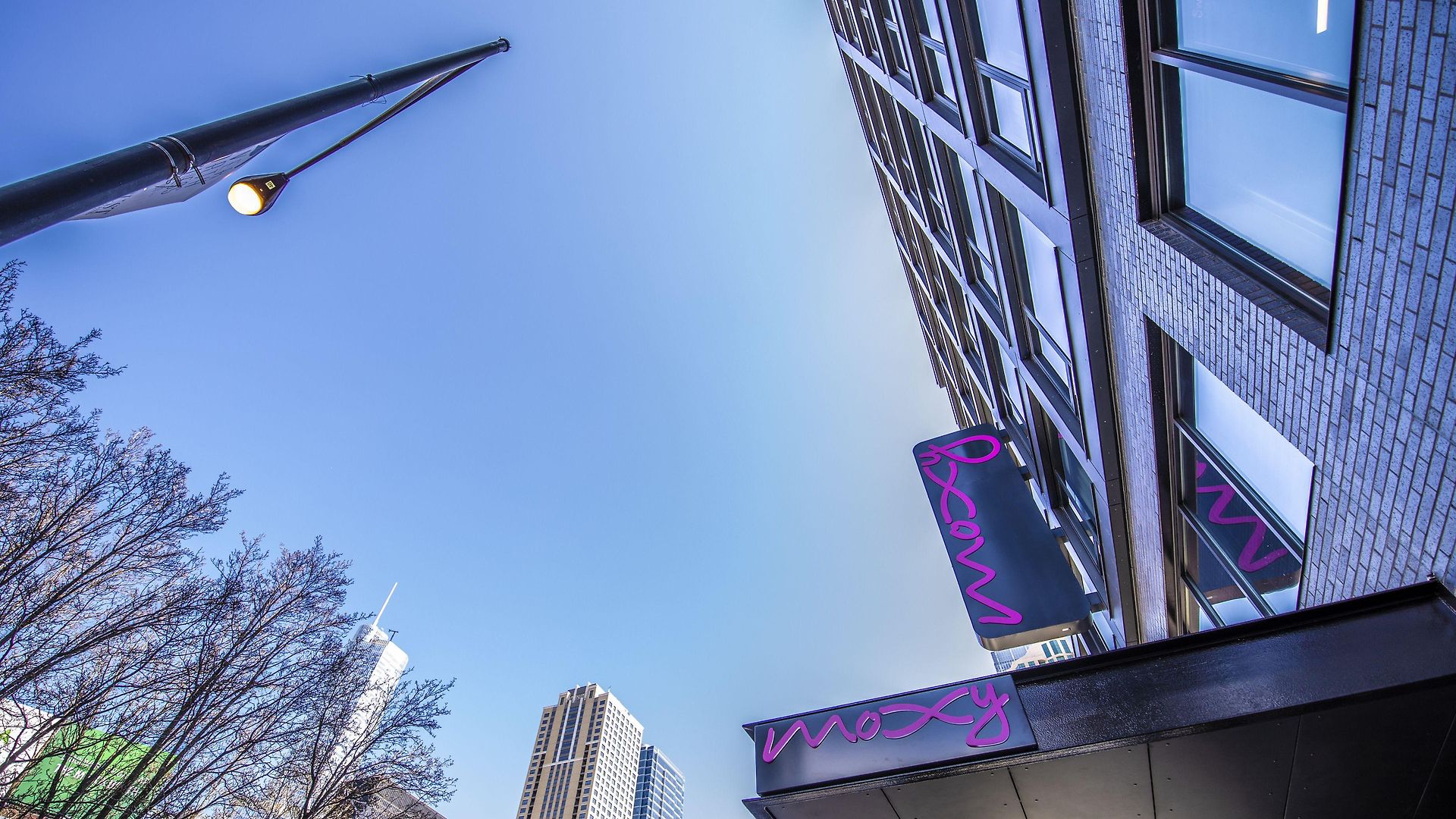 Hotel Moxy Downtown Chicago