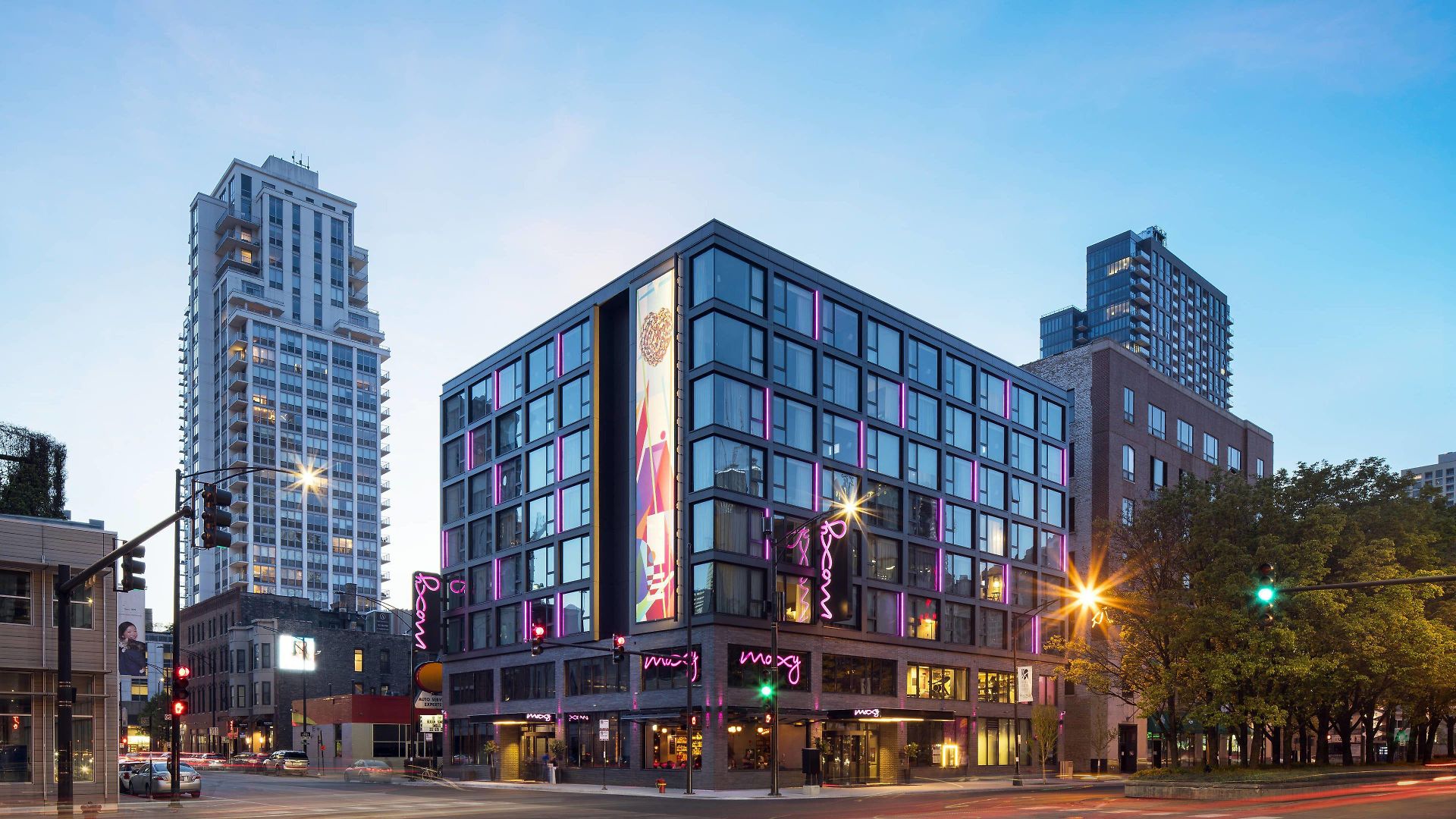 Hotel Moxy Downtown