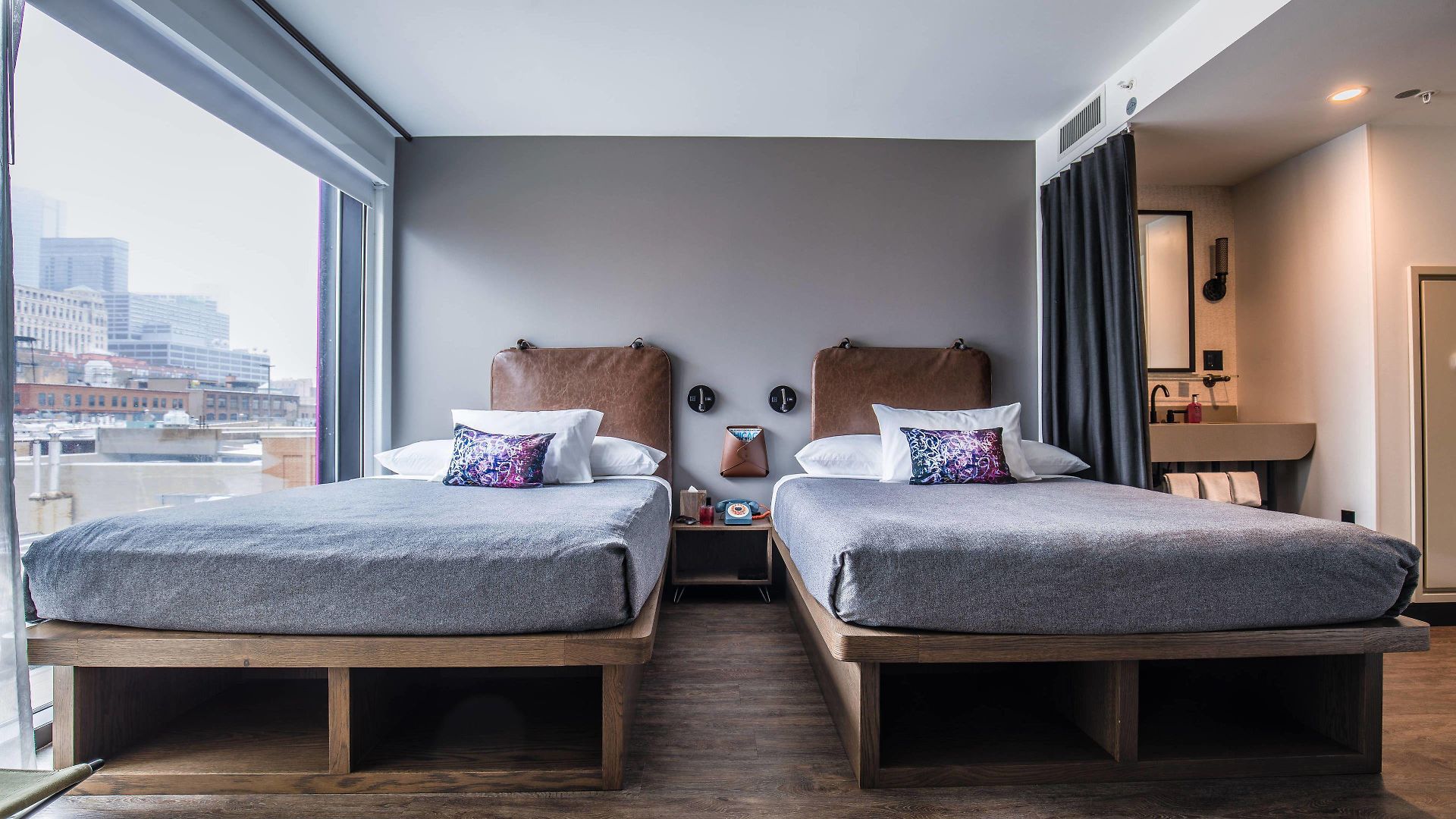 Moxy Downtown Chicago